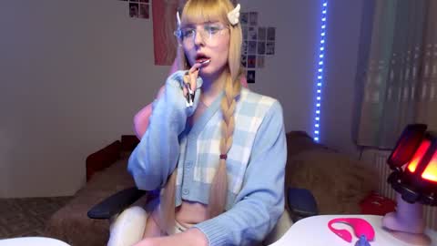 Pretty online show from 01-30-25, 05:30