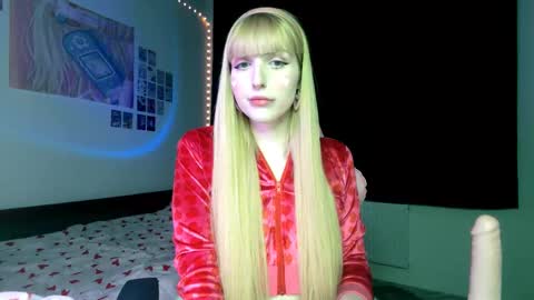 Pretty online show from 02-14-25, 09:43