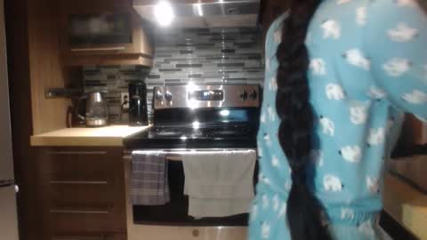 Lola online show from 02-10-26, 10:30