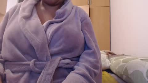 Ayanda online show from 02-15-25, 03:06