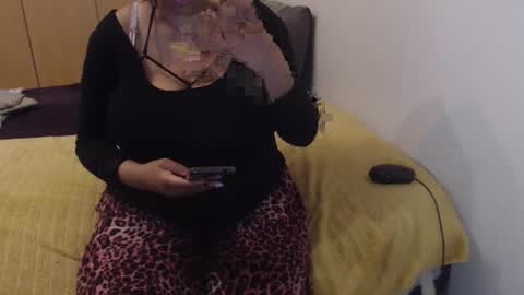 Ayanda online show from 09-27-25, 04:56