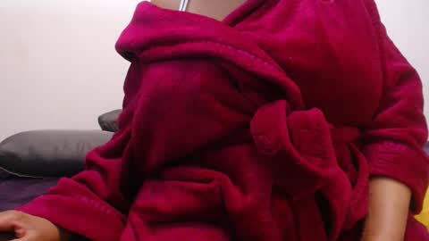 Ayanda online show from 11-28-25, 11:51