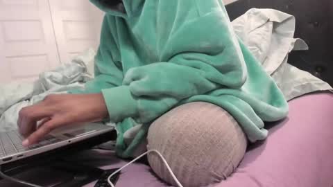 Danielle online show from 03-04-25, 09:51