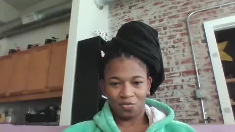 Danielle online show from 09-10-25, 07:03