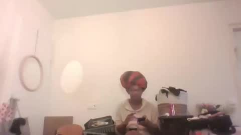 Danielle online show from 05-16-26, 04:17