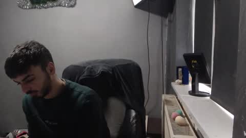 xxxdonpuiuuxxx online show from 01-07-26, 08:06