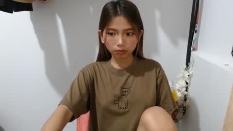 Snapshot of xxxforyouonlyxxx chatting on 02-02-25, 10:35 inday pinay online show from 02-02-25, 10:35