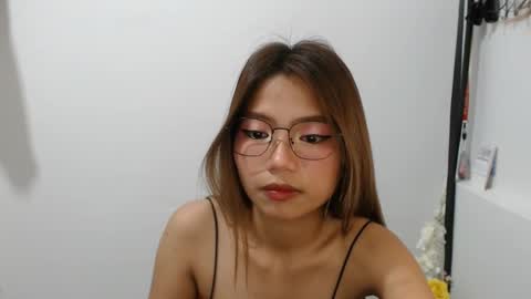 Snapshot of xxxforyouonlyxxx chatting on 02-11-25, 08:26 inday pinay online show from 02-11-25, 08:26