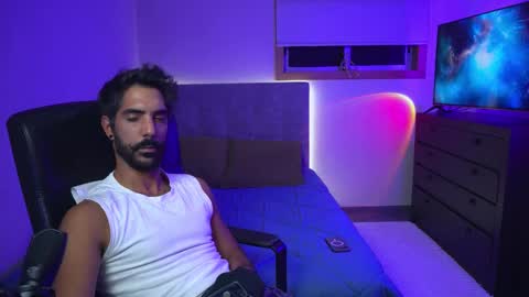 Snapshot of xxxhabibi chatting on 10-07-25, 09:23 xxxhabibi online show from 10-07-25, 09:23