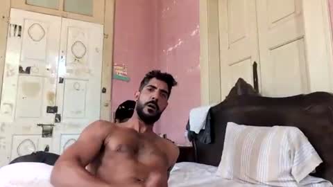 Snapshot of xxxhabibi chatting on 06-20-26, 10:51 xxxhabibi online show from 06-20-26, 10:51