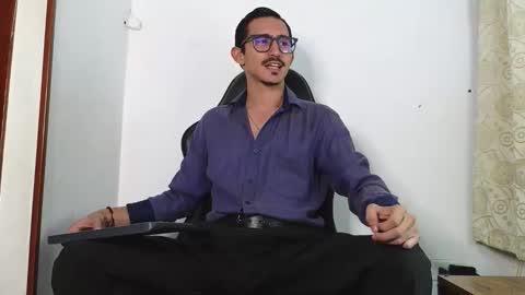 Snapshot of xxxhome_alonexxx chatting on 02-02-26, 07:12 Kev online show from 02-02-26, 07:12