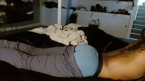 Snapshot of xxxjrstrokesxxx chatting on 01-05-26, 05:27 xxxjrstrokesxxx online show from 01-05-26, 05:27