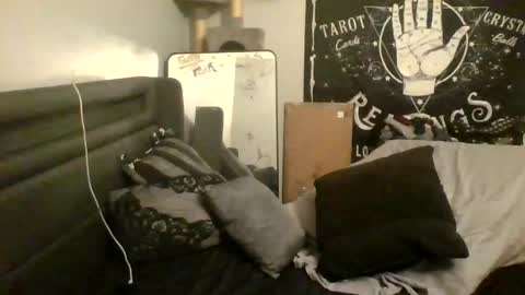 Misti online show from 12-02-25, 09:47