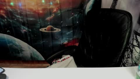 Snapshot of xxxnewlywedsxxx chatting on 03-02-25, 10:24 Lana online show from 03-02-25, 10:24