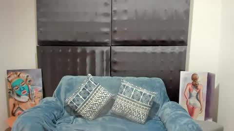 Sara online show from 02-18-25, 04:58