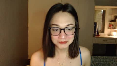 Snapshot of xxxsexydollxxx chatting on 10-24-25, 11:12 Melissa online show from 10-24-25, 11:12