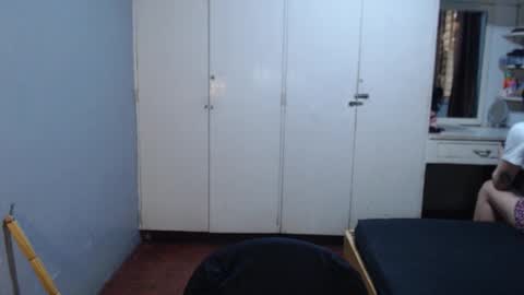 Snapshot of xxxsexydollxxx chatting on 11-14-25, 05:17 Melissa online show from 11-14-25, 05:17