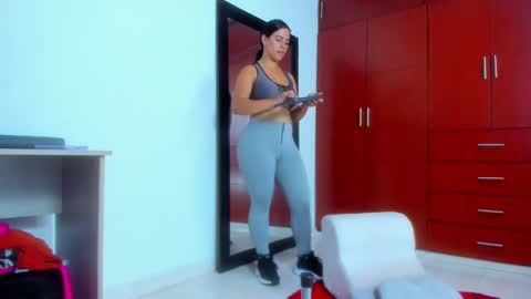 xxxtatianabustyxxx online show from 02-10-25, 09:04