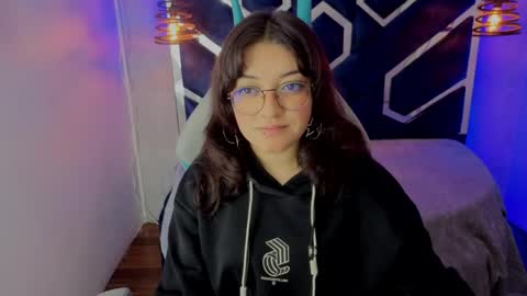 xyra_shimizu online show from 04-15-26, 12:56