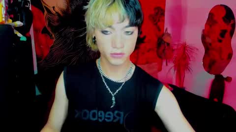 xzerox_ online show from 12-05-25, 08:38