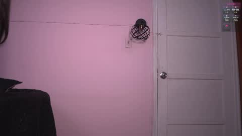 Snapshot of yahaira_26 chatting on 05-14-26, 10:05 petronila online show from 05-14-26, 10:05