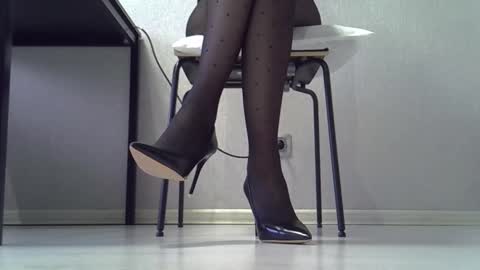 Dina online show from 02-22-26, 06:13