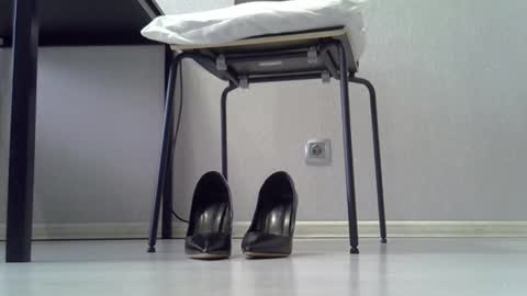 Dina online show from 04-04-26, 03:27