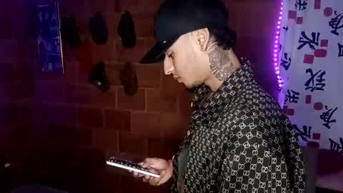 Yajz online show from 10-14-25, 03:40