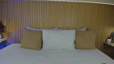 Yalezka online show from 07-12-26, 04:03