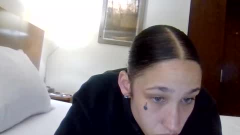 YallFav0rit3couple online show from 04-01-26, 07:09