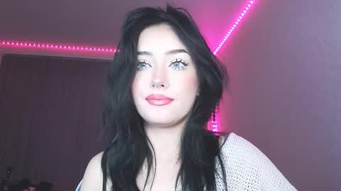 Snapshot of yamilean chatting on 09-11-25, 08:53 Yami online show from 09-11-25, 08:53