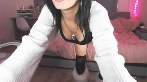 Snapshot of yamilean chatting on 09-12-25, 09:15 Yami online show from 09-12-25, 09:15