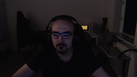 Snapshot of yamillamal157 chatting on 10-27-25, 07:18 YamilLamal online show from 10-27-25, 07:18