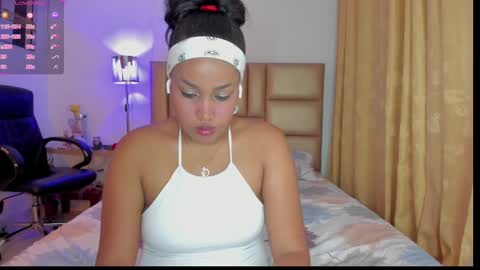 Naomi online show from 09-21-25, 07:15