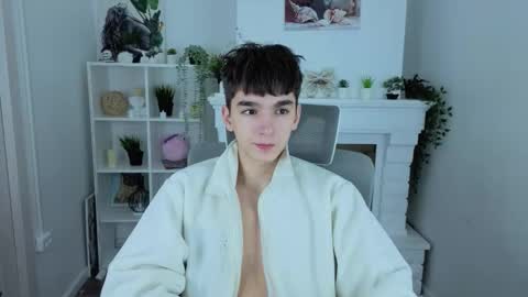 yamitwink online show from 12-14-25, 08:57