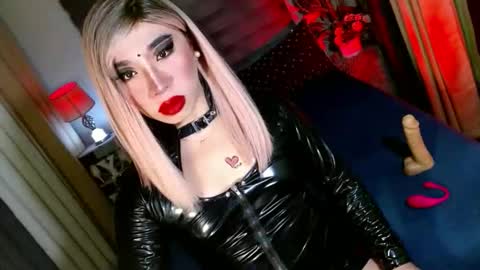 REYAN online show from 10-31-25, 02:12