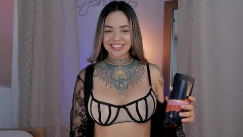 Snapshot of yandracelisoficial chatting on 01-09-25, 02:22 YANDRA CELIS online show from 01-09-25, 02:22