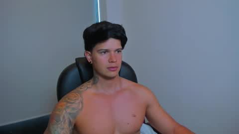 Snapshot of yanka_max1 chatting on 11-29-25, 12:30 new here online show from 11-29-25, 12:30