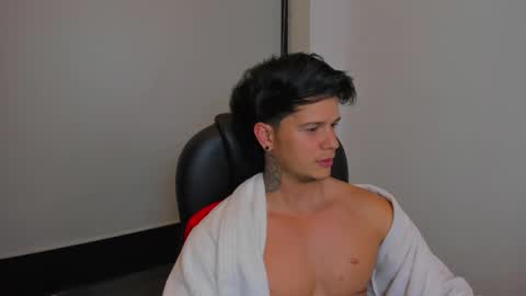 new here online show from 12-03-25, 01:02