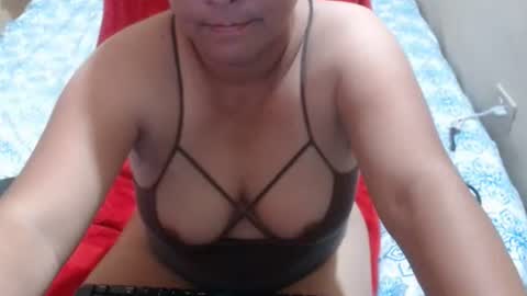 Snapshot of yann40247 chatting on 01-11-26, 08:36 yann40247 online show from 01-11-26, 08:36