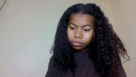 yannick_01 online show from 07-18-26, 02:38