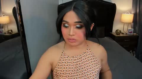 Snapshot of yanny_xoxo chatting on 01-16-25, 09:51 Allisonn online show from 01-16-25, 09:51