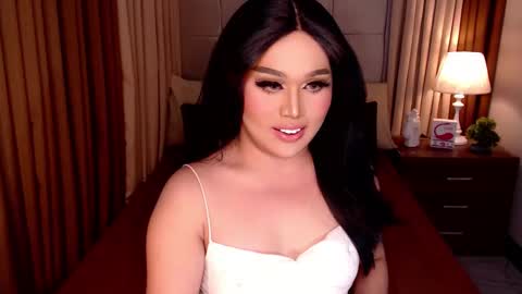 Snapshot of yanny_xoxo chatting on 03-04-25, 07:01 Allisonn online show from 03-04-25, 07:01