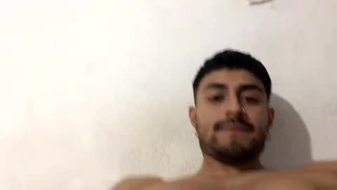 Snapshot of yanose117 chatting on 11-17-25, 05:57 Jony online show from 11-17-25, 05:57