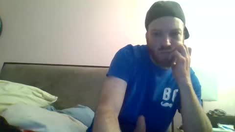 Snapshot of yansans677481768 chatting on 11-11-25, 11:43 yansans677481768 online show from 11-11-25, 11:43