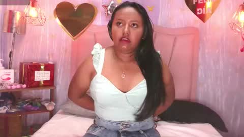 Yara online show from 02-24-26, 03:43