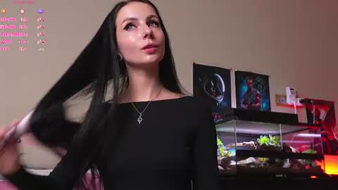 Yara online show from 06-19-26, 10:30