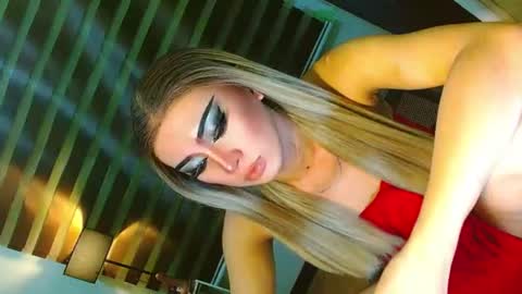 Snapshot of yasii19 chatting on 06-12-26, 08:19 miss yasii online show from 06-12-26, 08:19