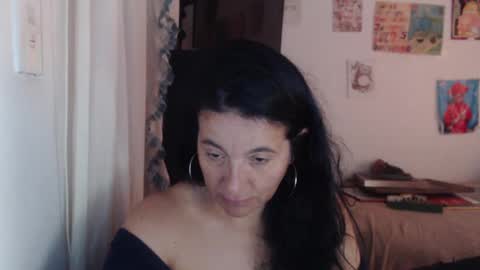 yasmin_love85 online show from 09-17-25, 03:35