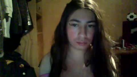Snapshot of yasmin_paez23 chatting on 01-18-25, 03:53 Yasmin Paez online show from 01-18-25, 03:53